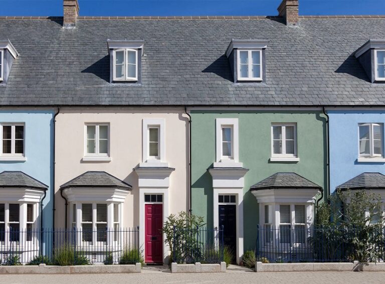 Exterior Paints That Can Withstand the UK Weather Conditions